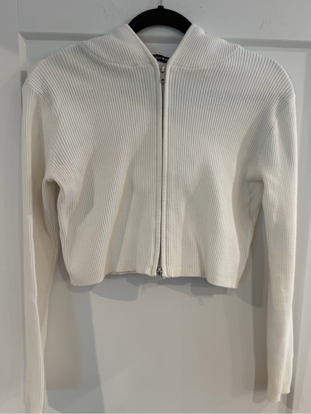 Brandy Melville Cropped Ribbed Zip-Front Jacket - off White